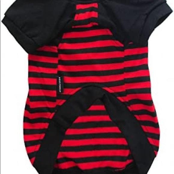 XS Doggy Dolly red and black t-shirt - Picture 2 of 5